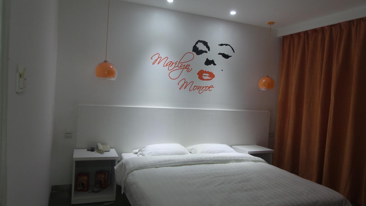 V8 Hotel Xilang Subway Branch Cantão Exterior foto
