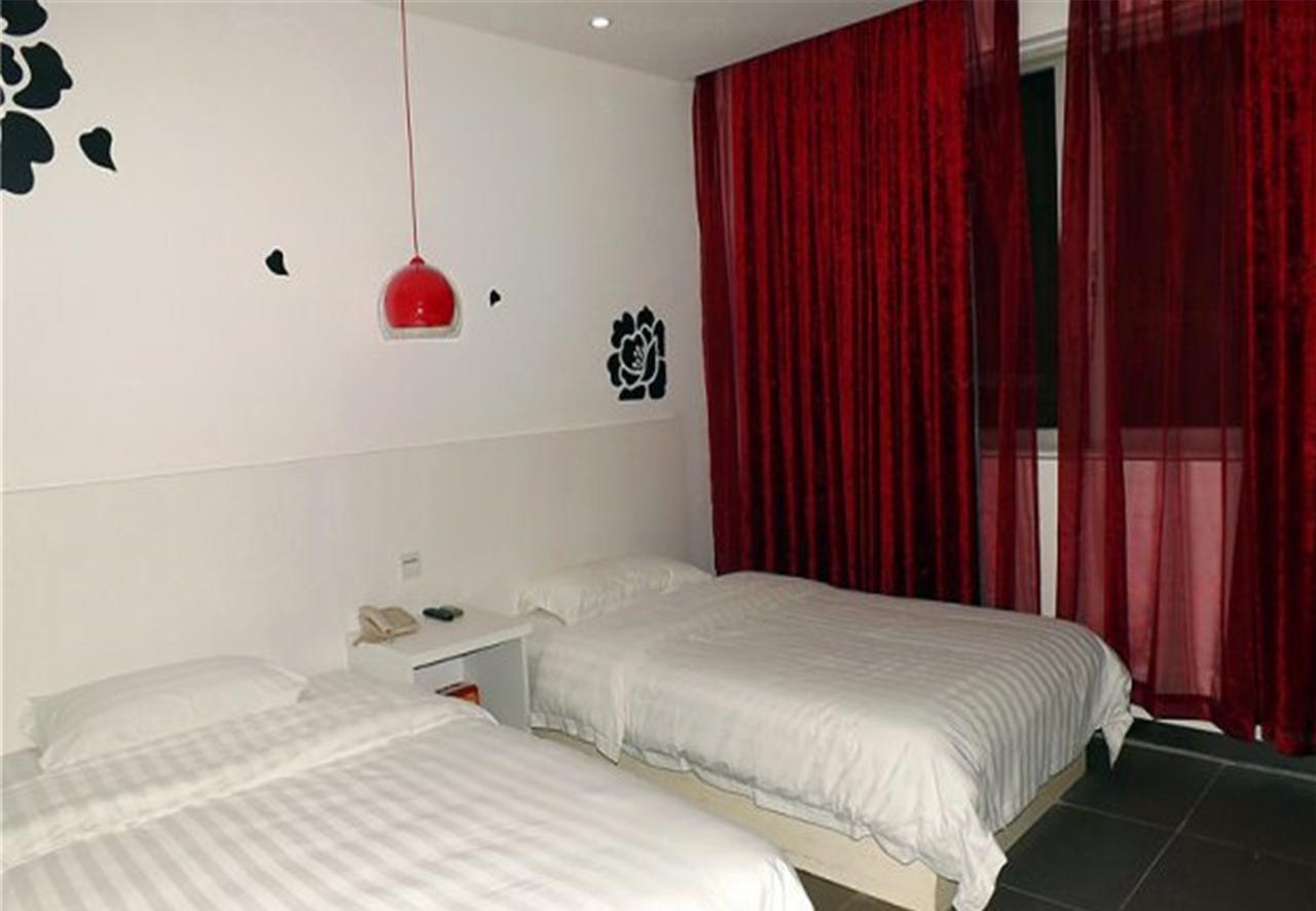 V8 Hotel Xilang Subway Branch Cantão Exterior foto